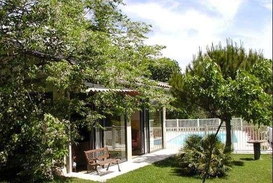 Bed and Breakfast Le Mas Fa Sua Malataverne Экстерьер фото